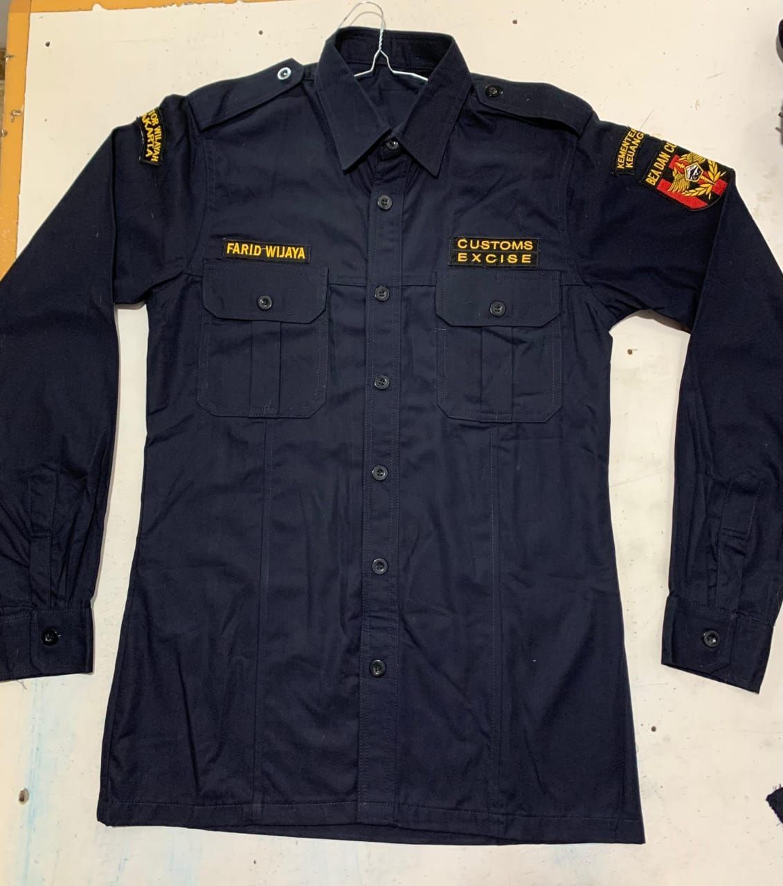 PAKAIAN DINAS HARIAN